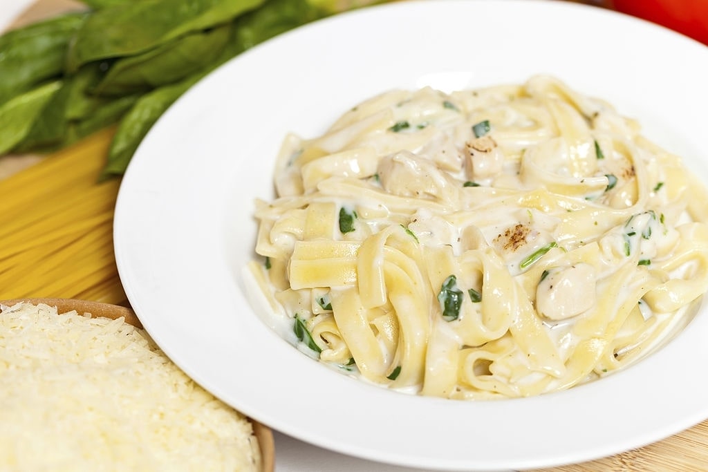 instant pot chicken fettuccine alfredo