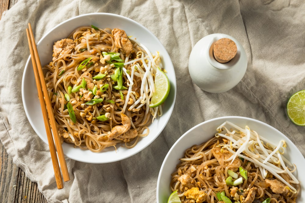 keto chicken peanut pad thai