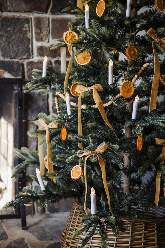 DIY dried orange garland