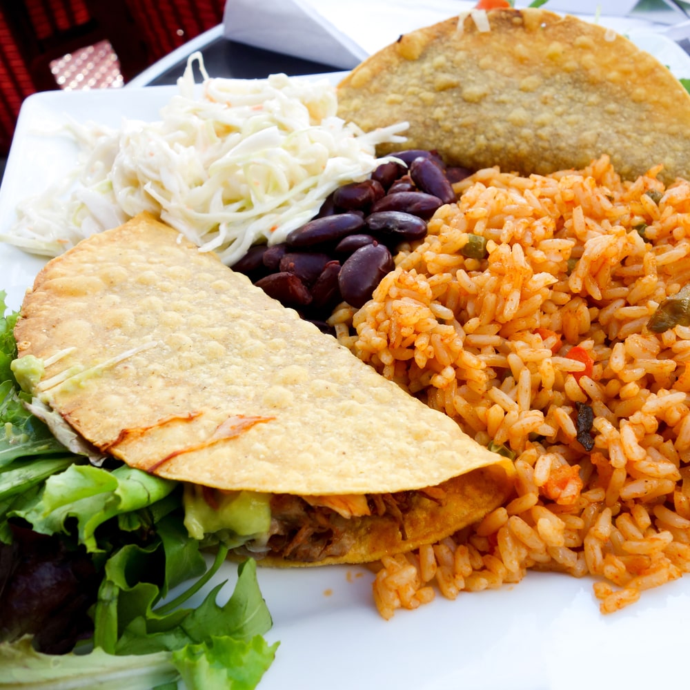 cheesy salsa chicken and rice