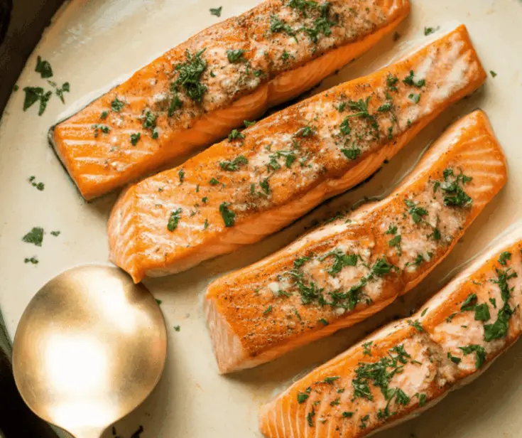 easy Creamy Garlic Salmon