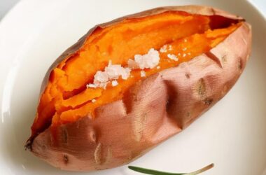 Healthy Baked Sweet Potatoes easy